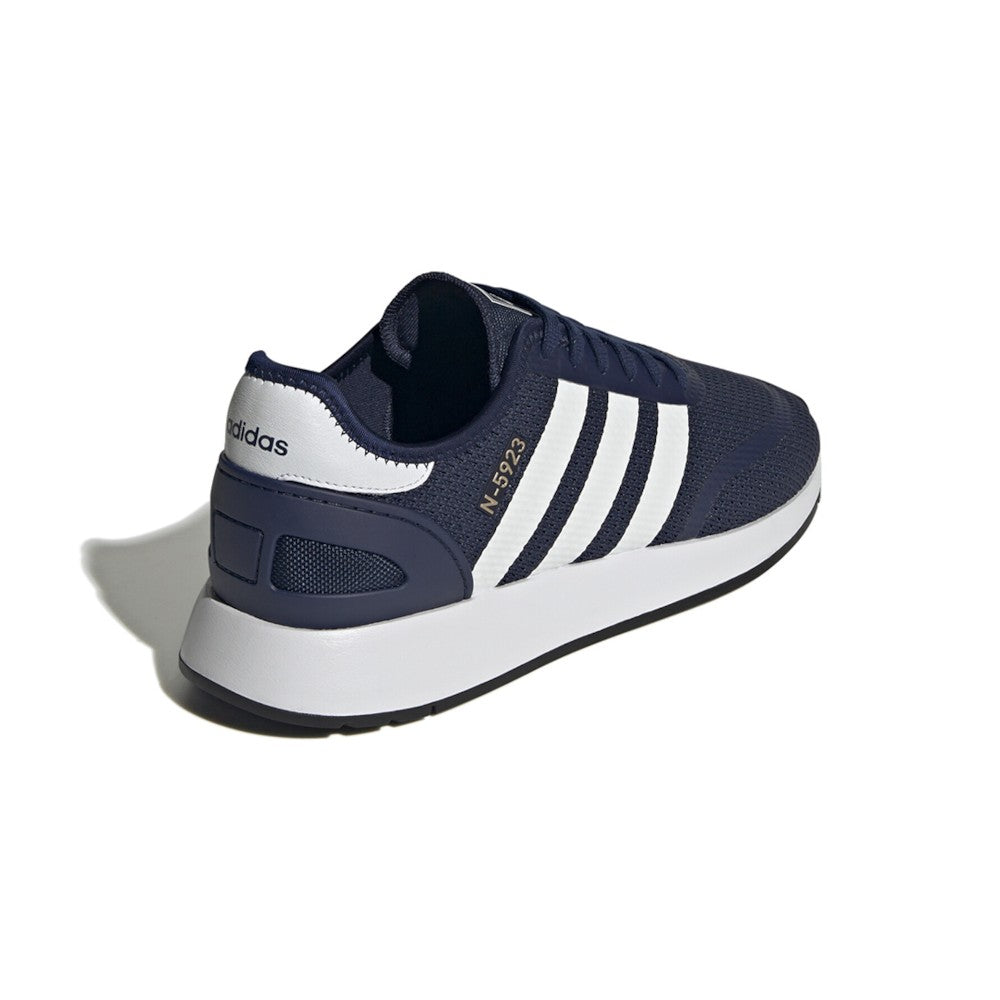 Patikë Adidas IH8873 U