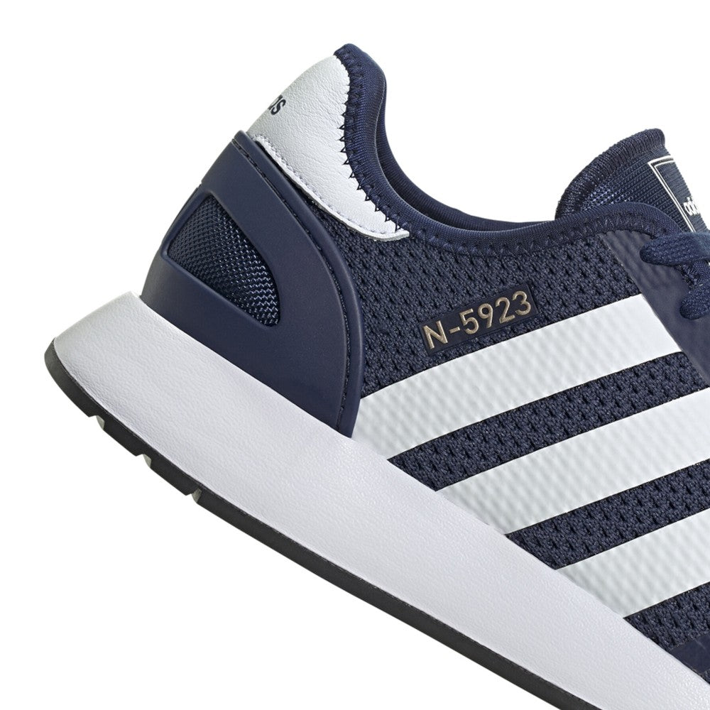 Patikë Adidas IH8873 U