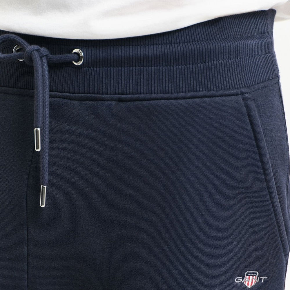 Trenerka të poshtme GANT REG SHIELD SWEATPANTS