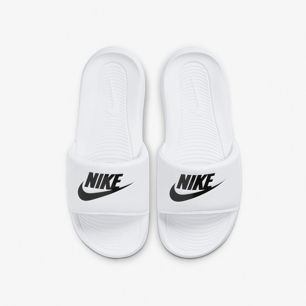 Papuqe Nike CN9677 100 F