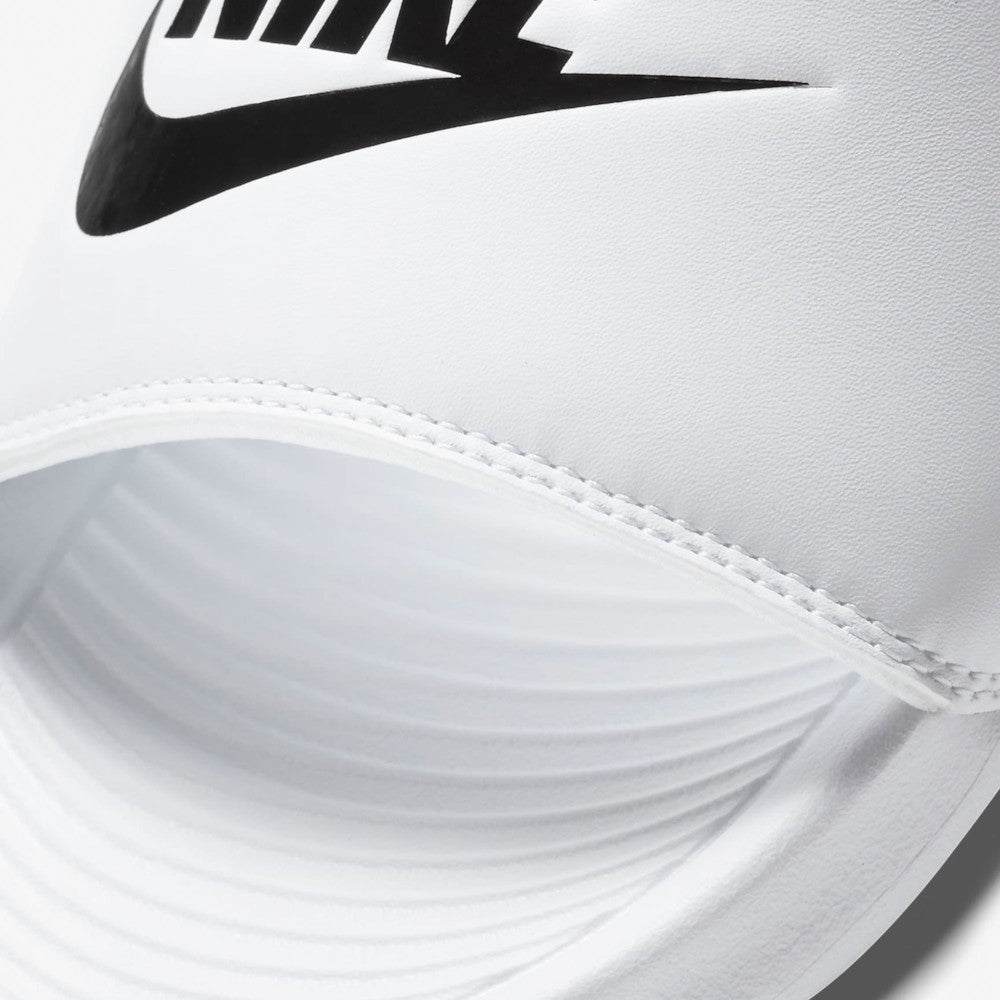 Papuqe Nike CN9677 100 F