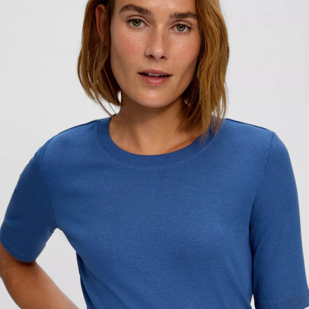 Maicë S.Oliver 2138314 BL57