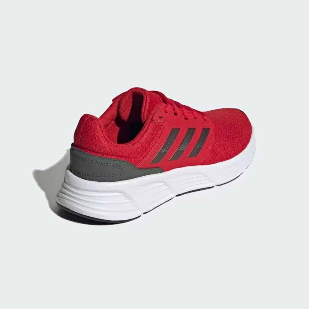 Patikë Adidas IE8132 M