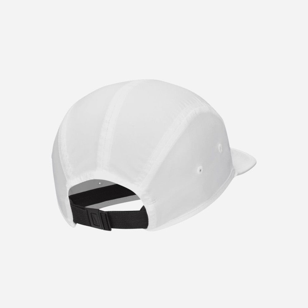 Kapelë Nike FB5624 100 U