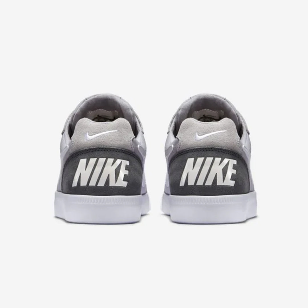Patikë NIKE NSW TIEMPO TRAINER