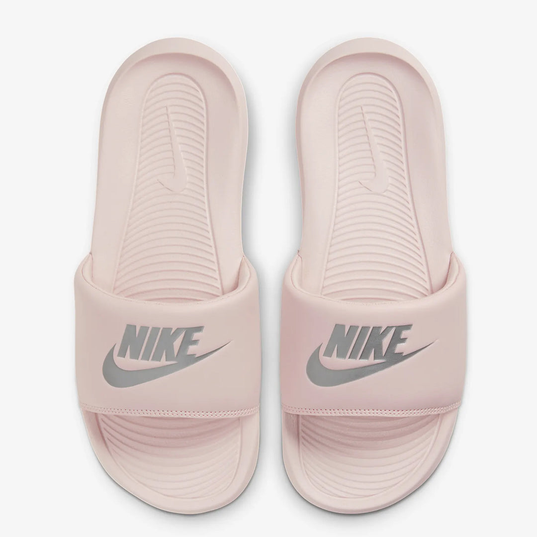 Papuqe Nike CN9677 600 F