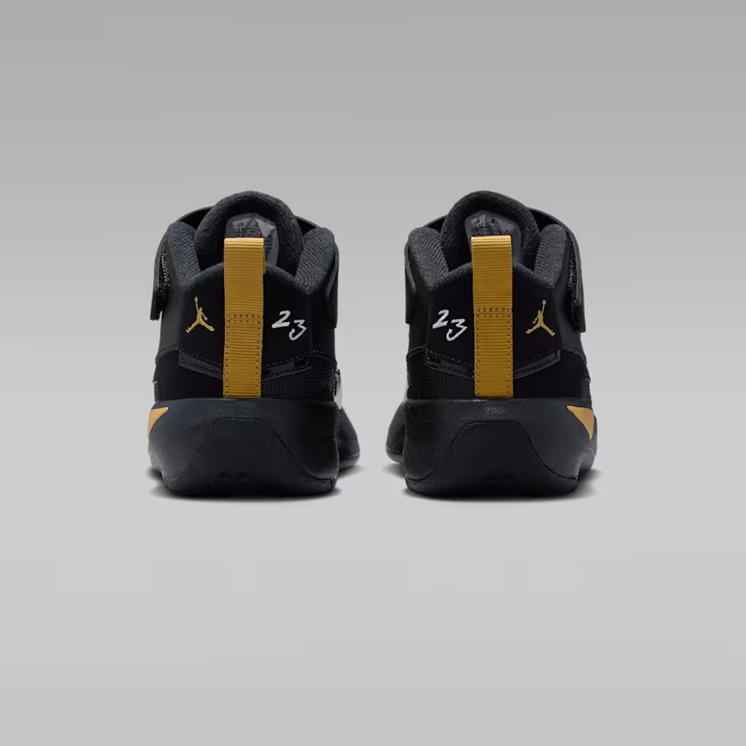 Patikë e thellë NIKE JORDAN MAX AURA 7 (PS)