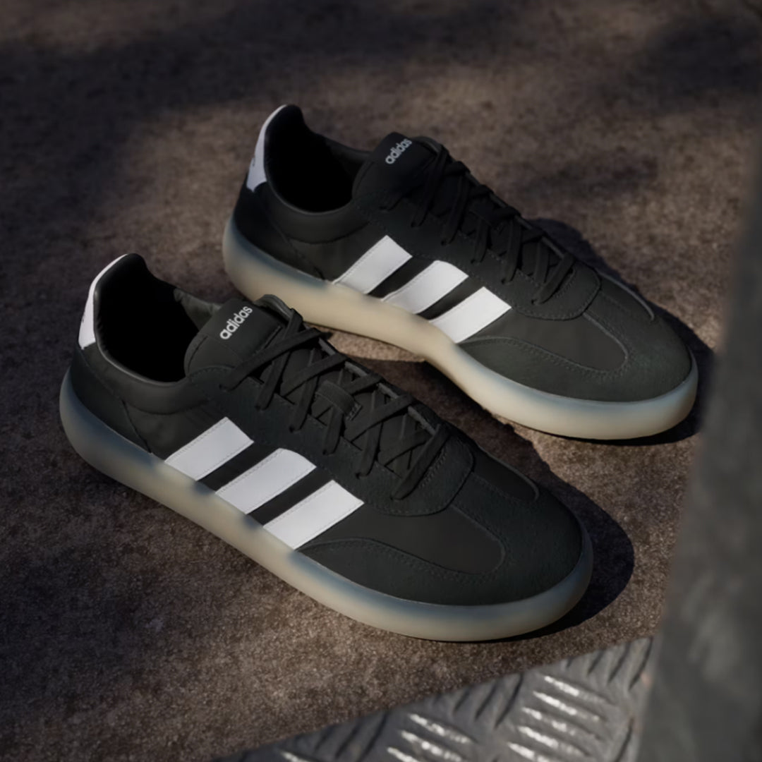 Patikë Adidas JI2316