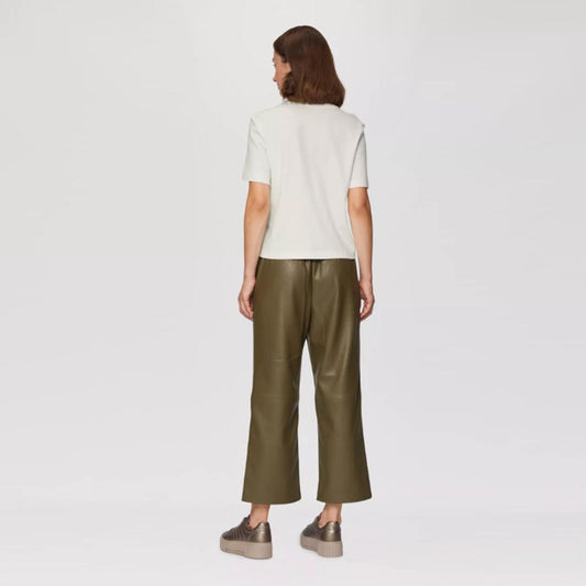 Maicë S.Oliver 2159263 WH04