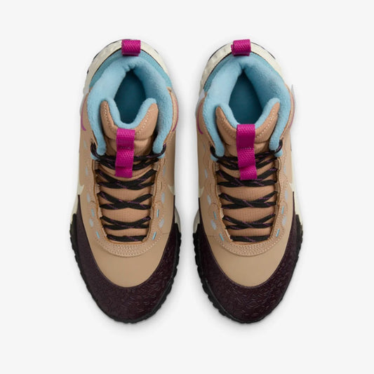 Patikë e thellë Nike FV4173 200