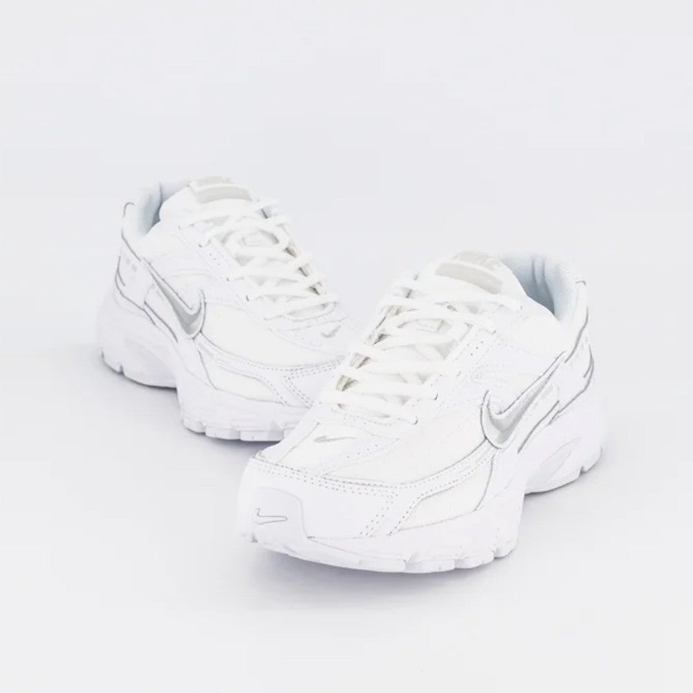 Patikë Nike FZ9020 100