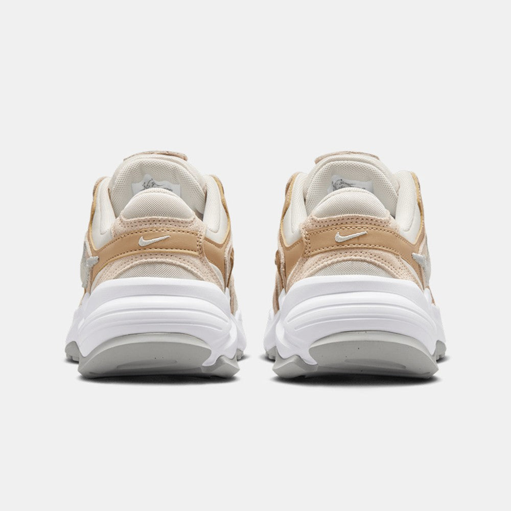 Patikë Nike FJ3794 105
