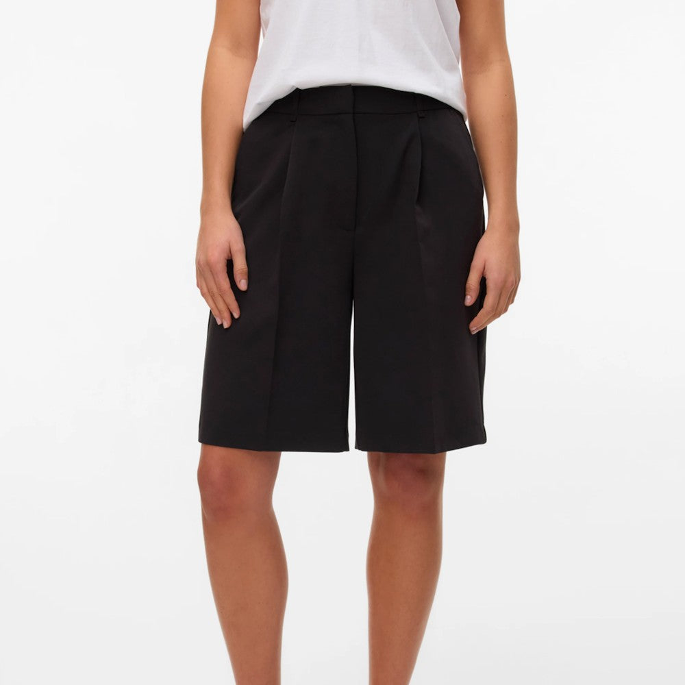 Pantallona të shkurtra Vero Moda 10325303 BLA