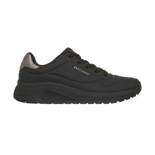 Patikë Skechers