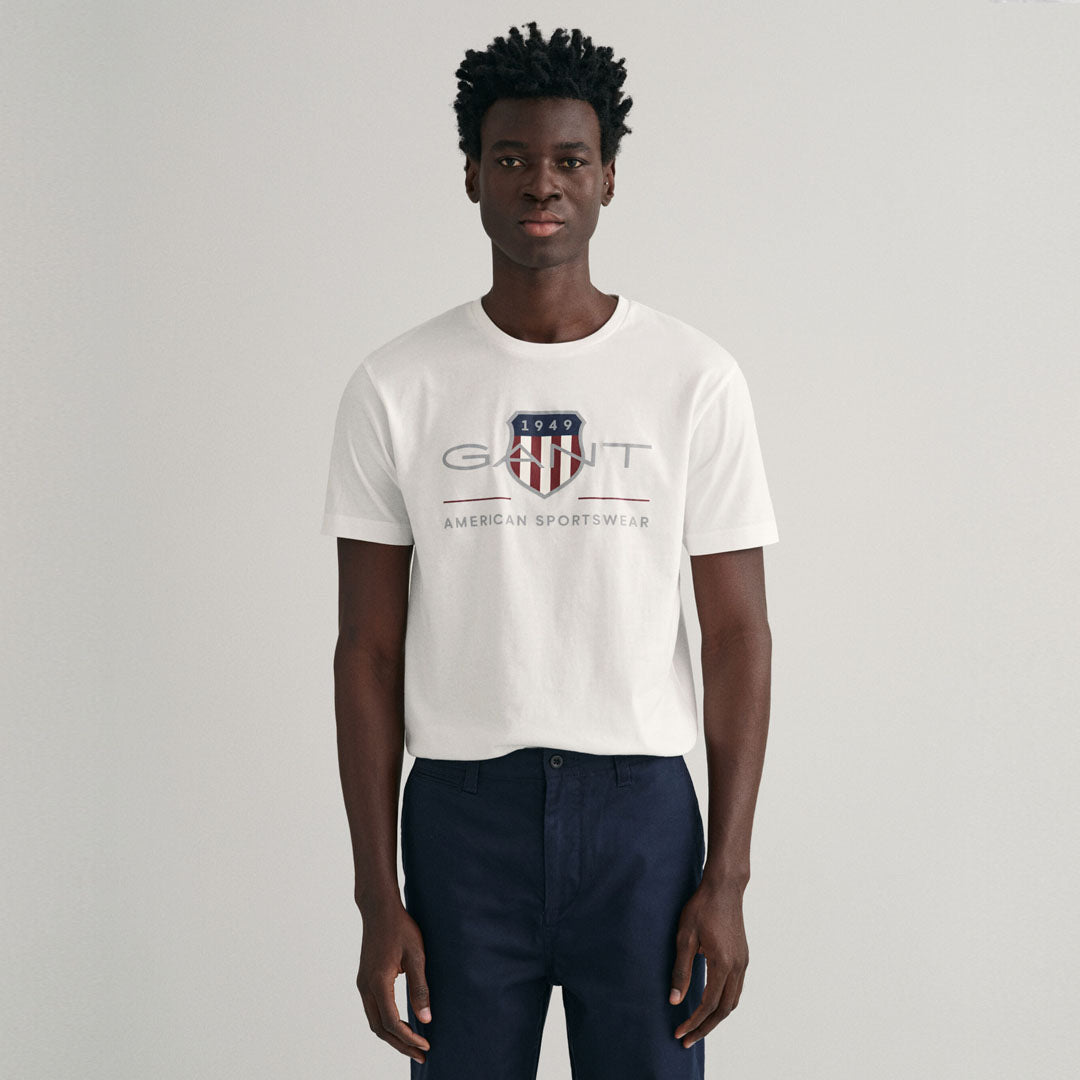 Maicë Gant REG ARCHIVE SHIELD SS T-SHIRT