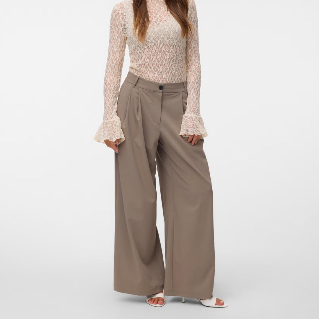 Pantallona Vero Moda VMSTELLA MW WIDE PLEAT PANT N