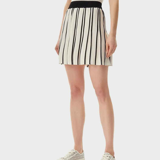 Fund GUESS SWEATER SKIRT