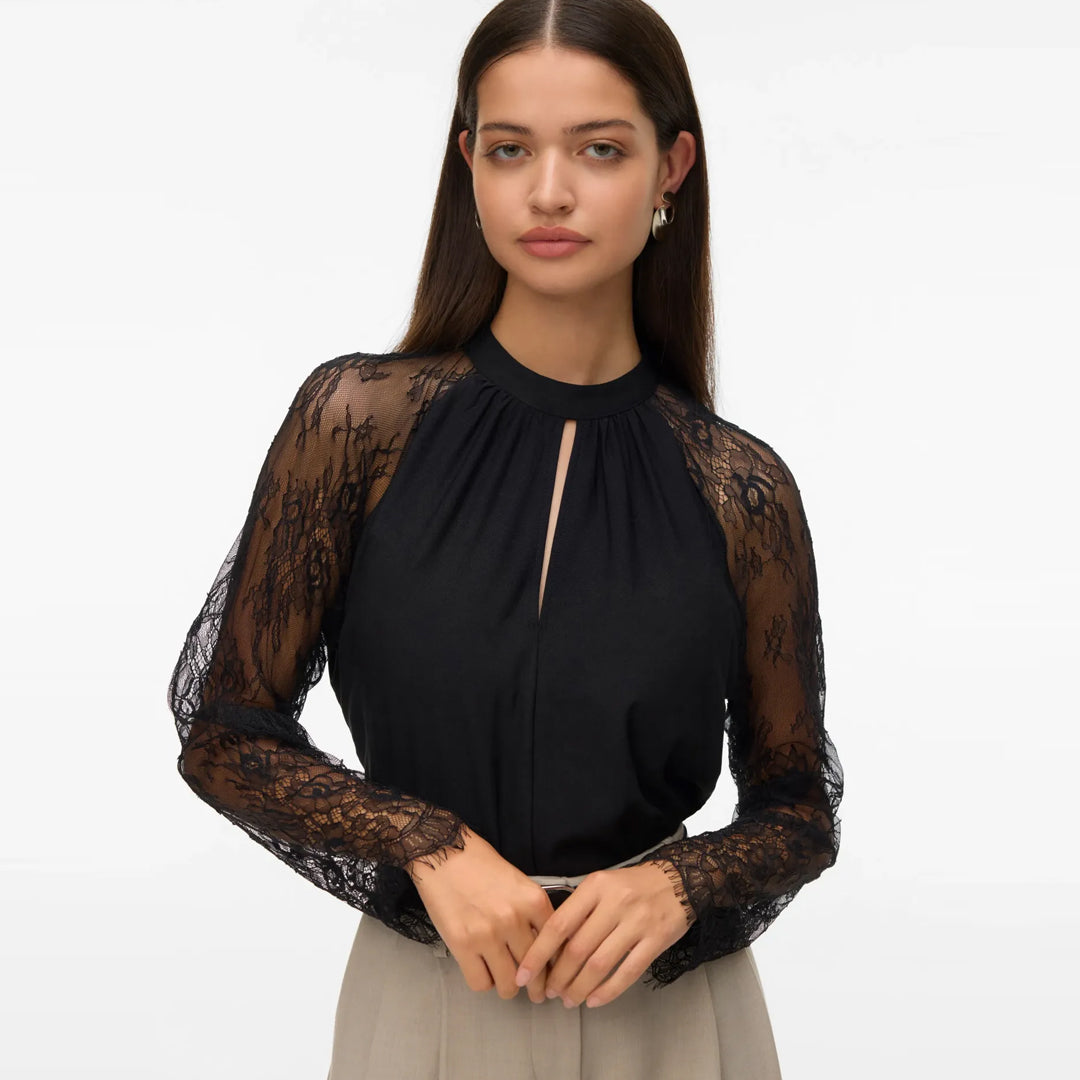 Bluzë Vero Moda VMMILLA LS LACE TOP JRS NOOS