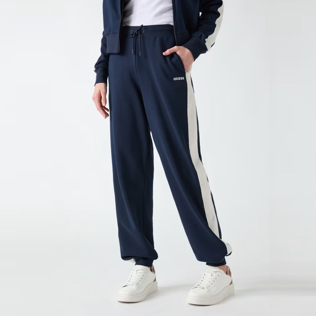 Trenerka të poshtme Guess HOSHI STRAIGHT PANTS