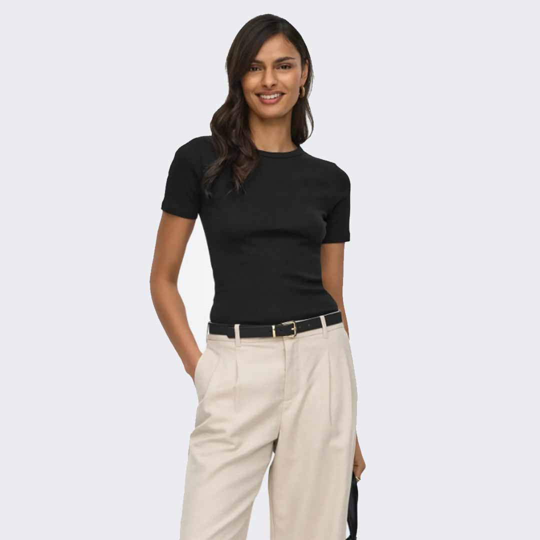 Maicë Jacqueline de Yong JDYLUCKY S/S O NECK TOP J