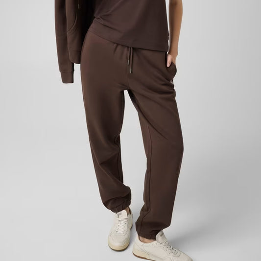 Trenerka të poshtme Guess GJ TRIANGLE LABEL JO