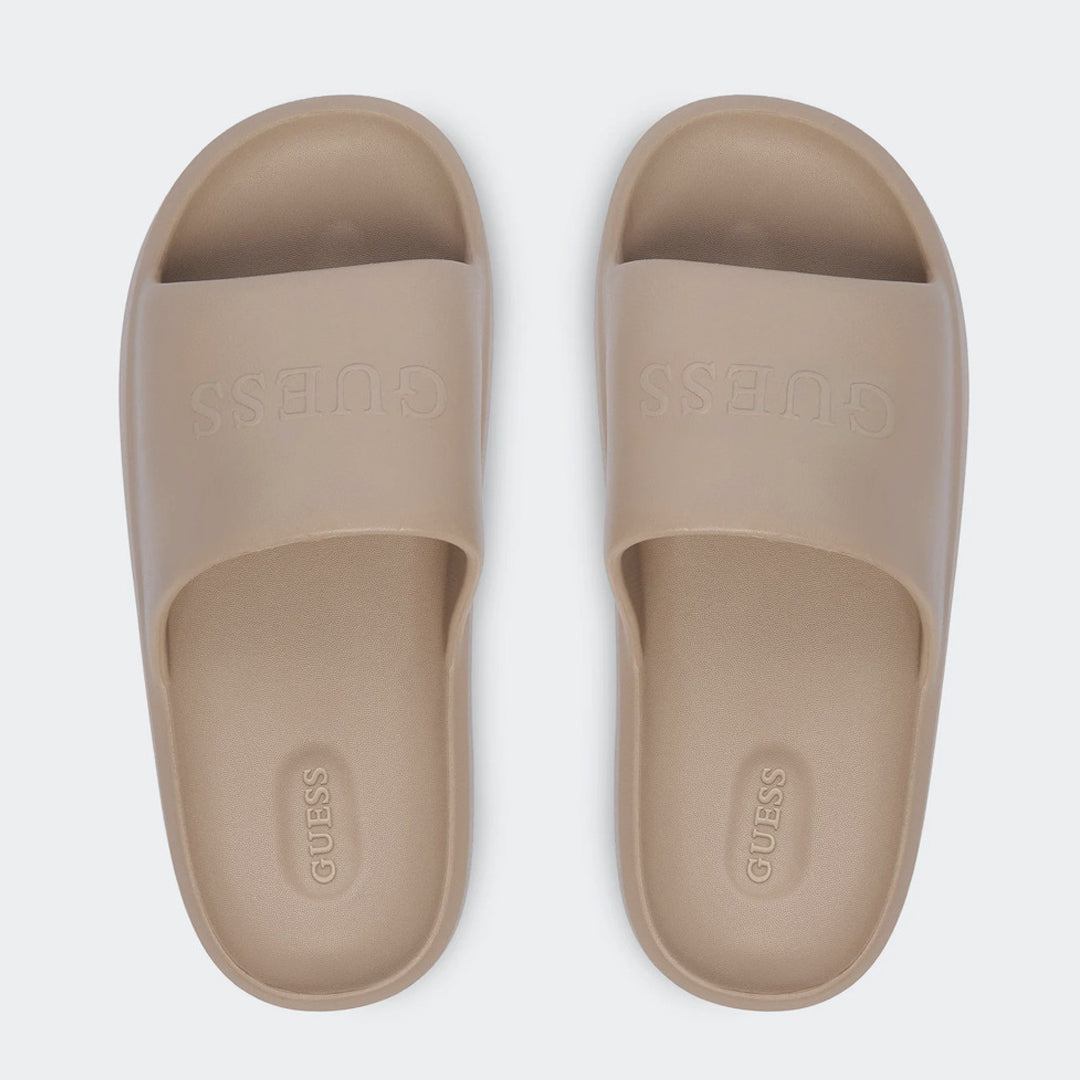 Papuqe Guess Logo Slides