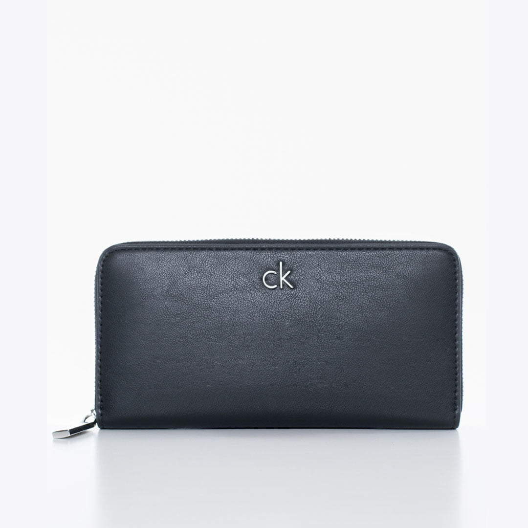 Kuletë CALVIN KLEIN CK RE-LOCK LARGE ZIP AROUND