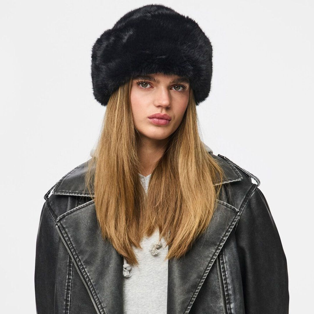 Kapelë PIECES PCJUTLANDIA HAT BC