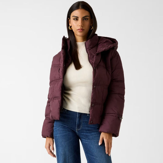 Jakne GUESS NEW DAISY CROP LOGO PUFFER