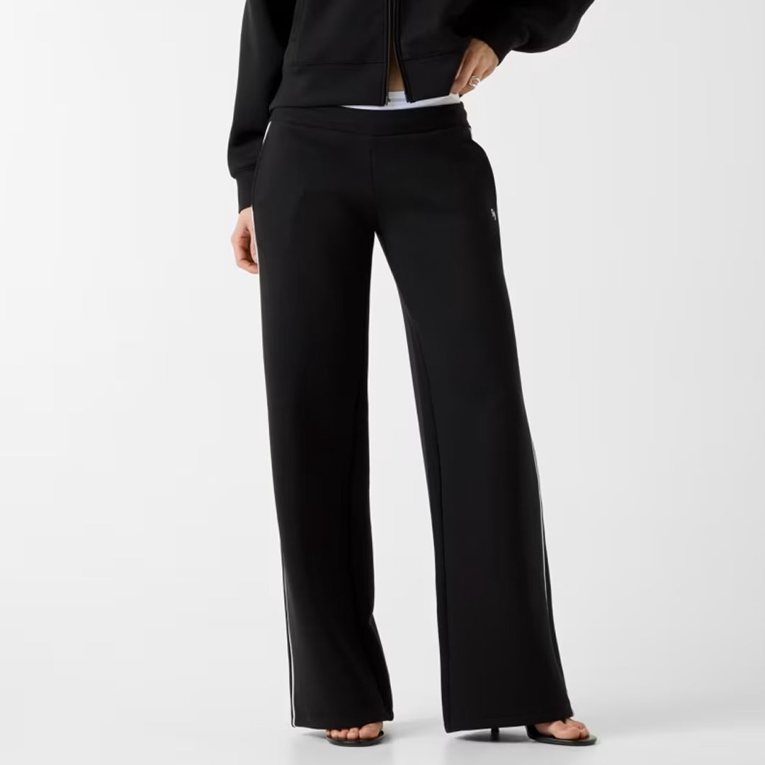 Pantallona Guess Jeans GJ SCUBA TRACK PANT