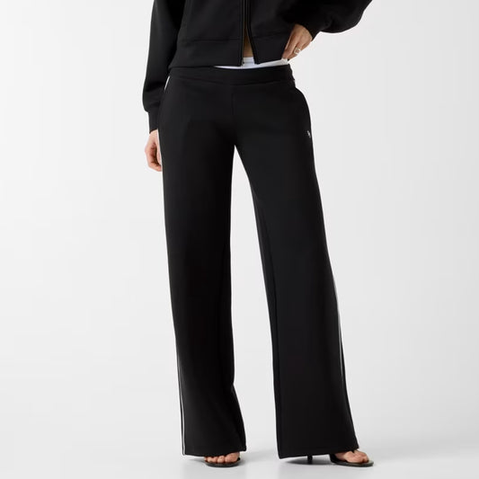 Pantallona Guess Jeans GJ SCUBA TRACK PANT
