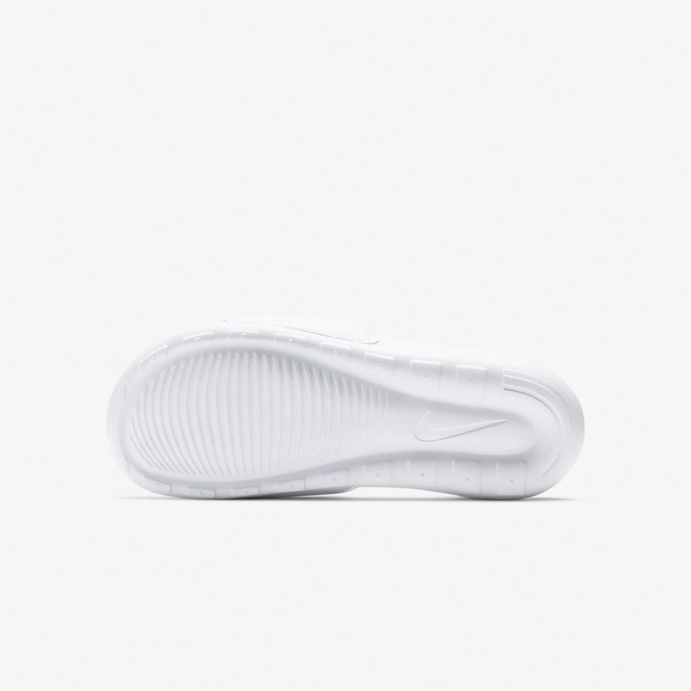 Papuqe Nike CN9677 100 F