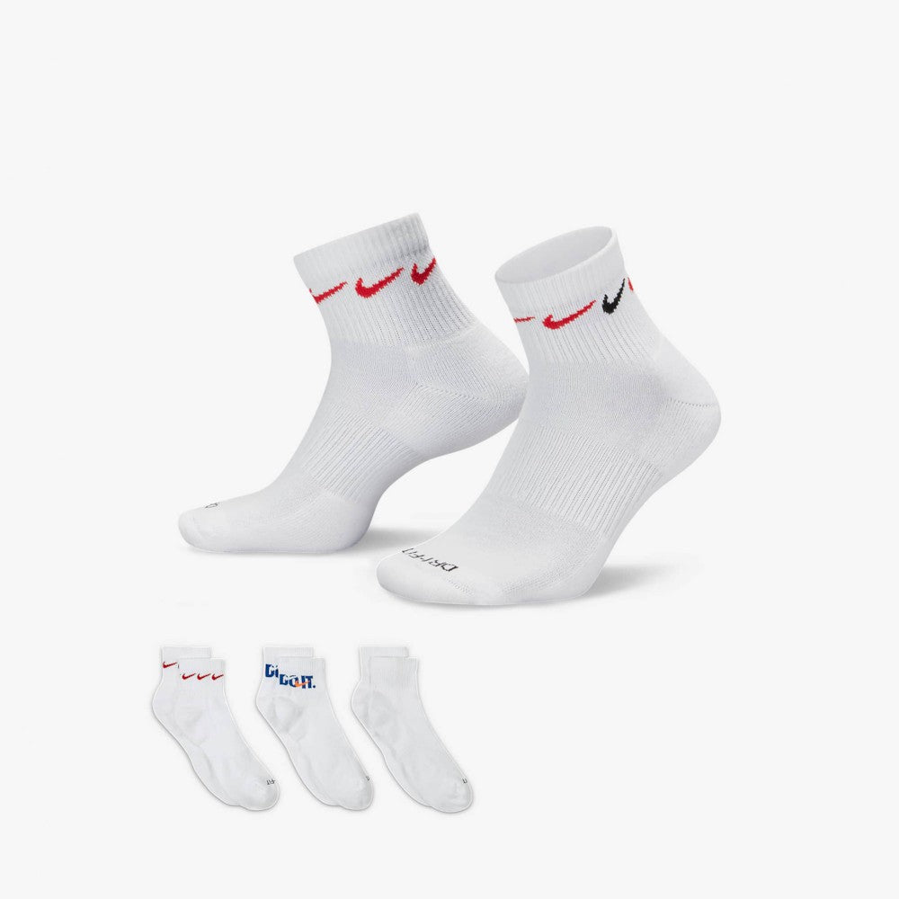 Qorape Nike DH3827 902 M