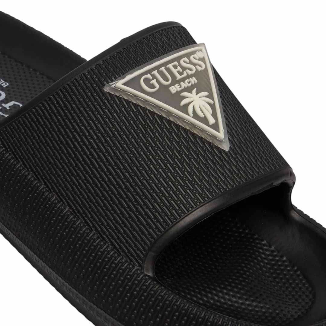 Papuqe Guess