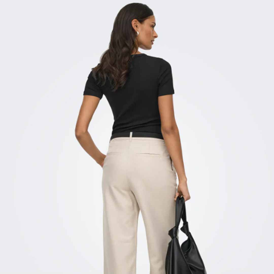 Maicë Jacqueline de Yong JDYLUCKY S/S O NECK TOP J