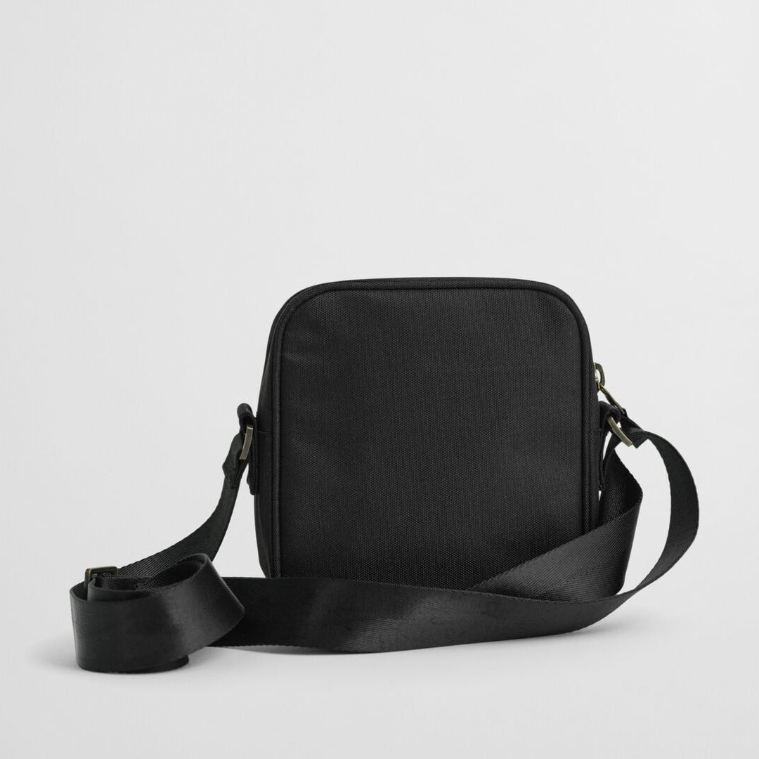 Qantë GANT ARCHIVE SHIELD SHOULDER BAG 6