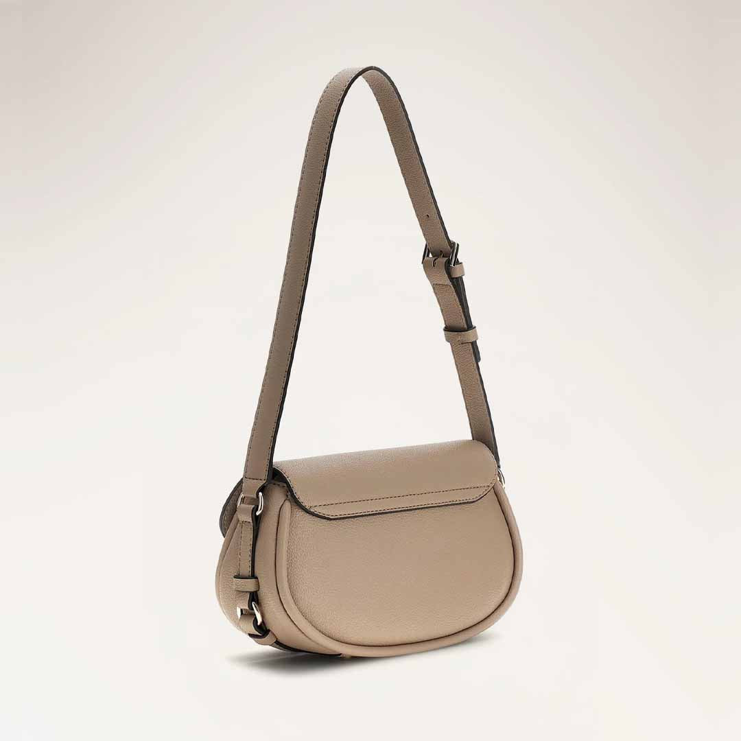 Qantë Guess 2