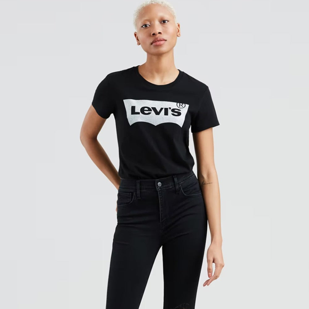 Maicë Levis 1736904830