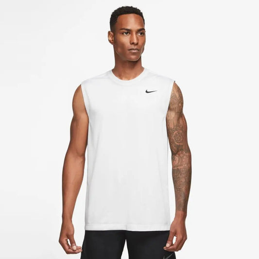 Maicë Nike DX0991 100 M