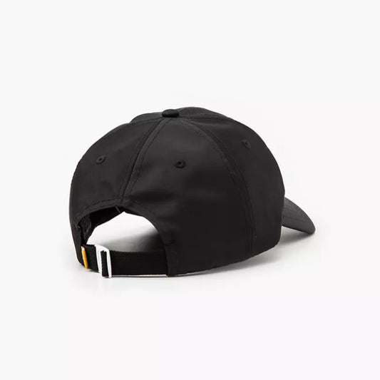 Kapelë Levis D72780001