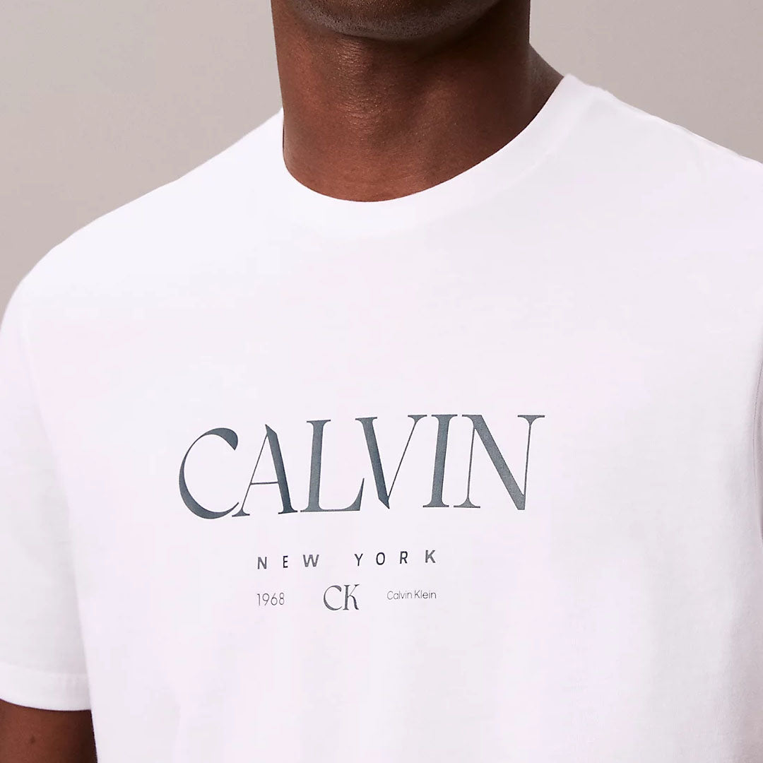 Maicë Calvin Klein SS 20S LN CALVIN GRAPHIC TEE