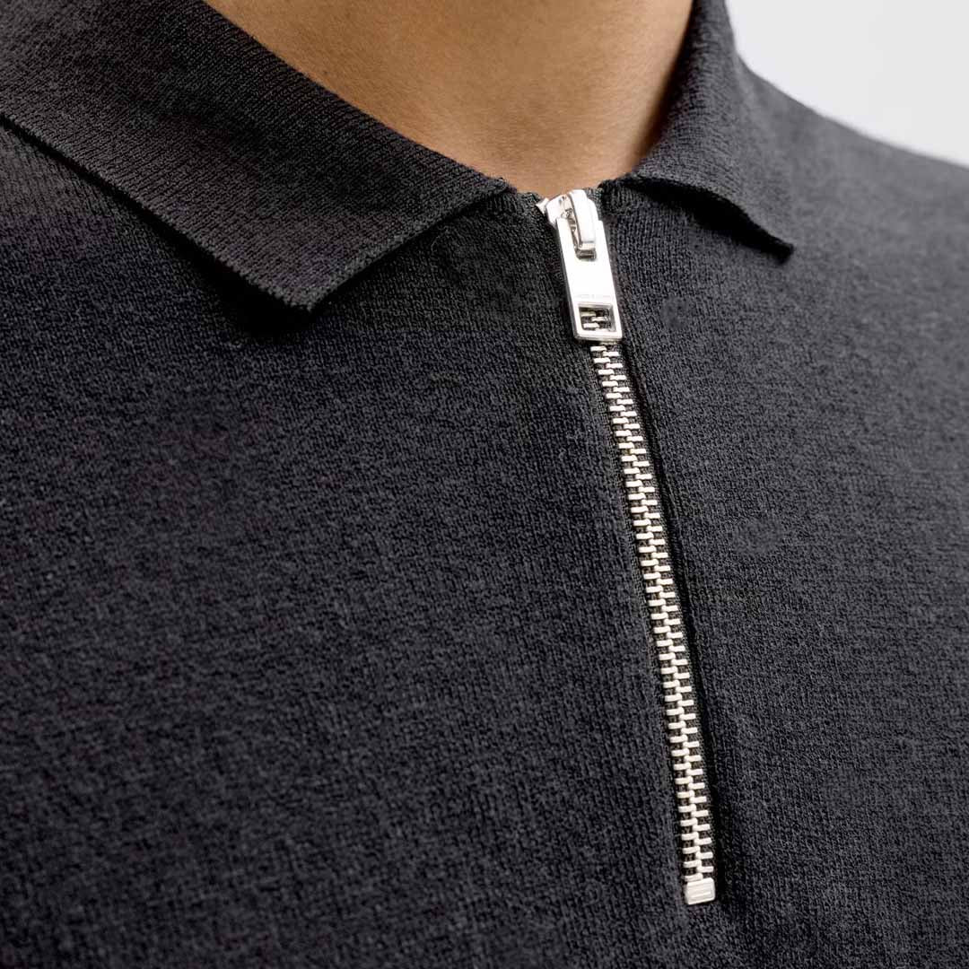 Maicë Jack & Jones JJEEMIL KNIT ZIP POLO SS SN