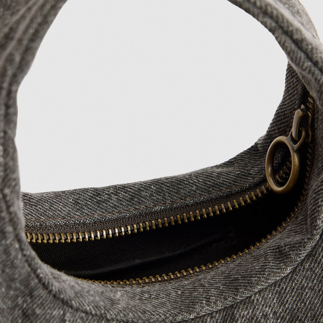 Qantë dore LEVIS BABY BROOKLYN BAG BLACK MID WASH