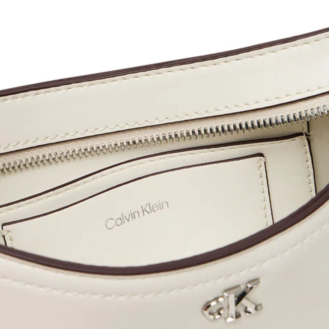 Qantë CALVIN KLEIN CK SMALL SHOULDER BAG