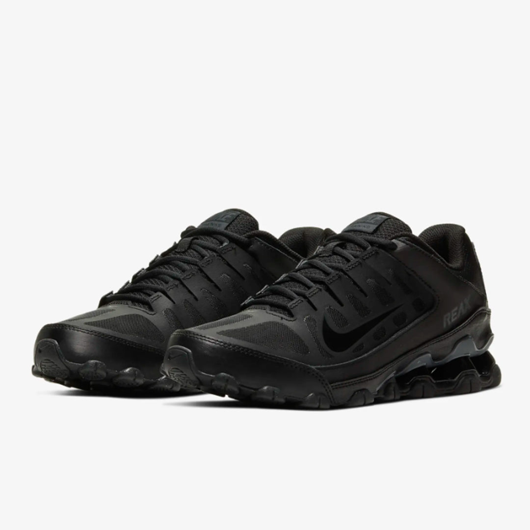 Patikë NIKE REAX 8 TR MESH 2