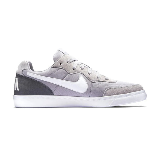 Patikë NIKE NSW TIEMPO TRAINER