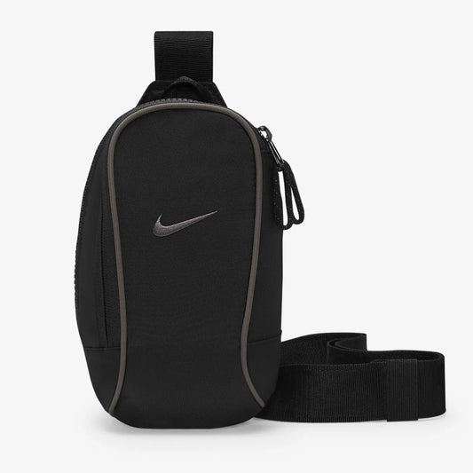 Qantë Nike DJ9794 010