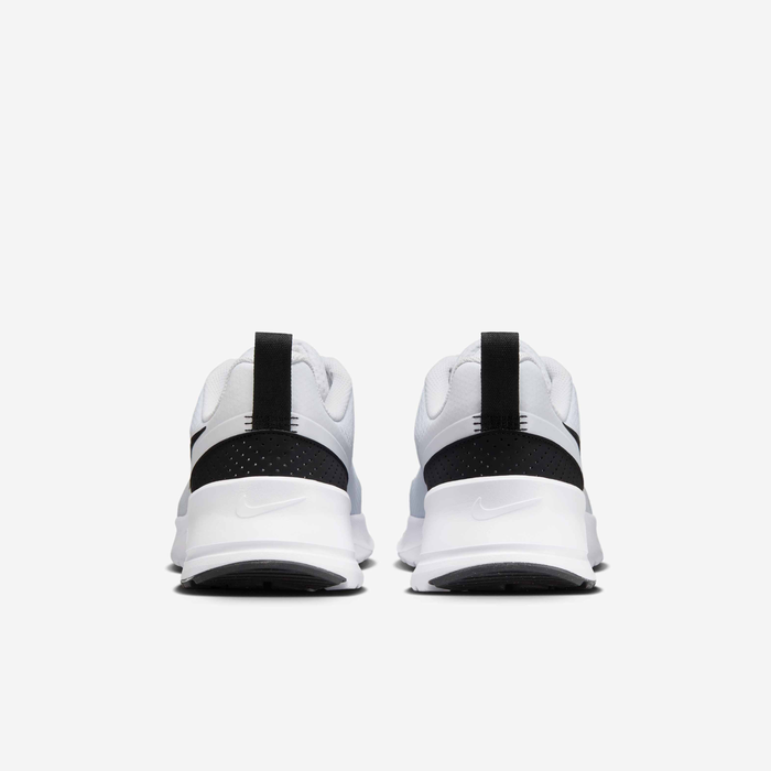 Patikë Nike FD4329 101