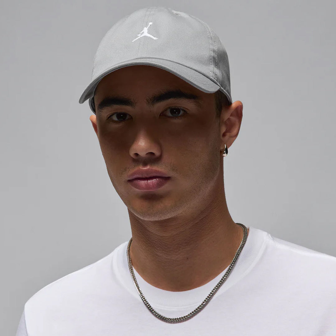Kapelë Nike U J CLUB CAP US CB WSH JM