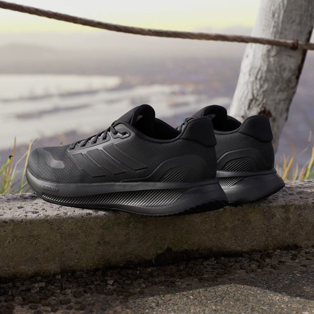 Patikë Adidas IE8812 M